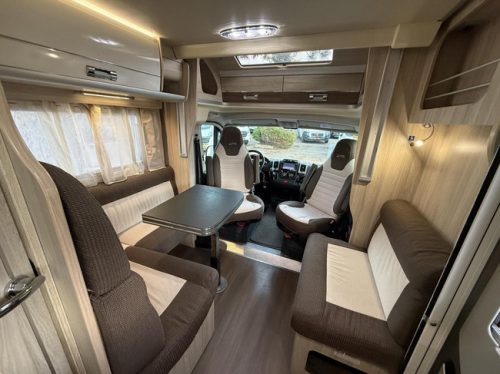 Laika Ecovip 309 Single Beds Pop-top roof photo: 4