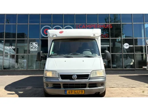 B&uuml;rstner Solano T 700 Single Beds, Top Layout photo: 1