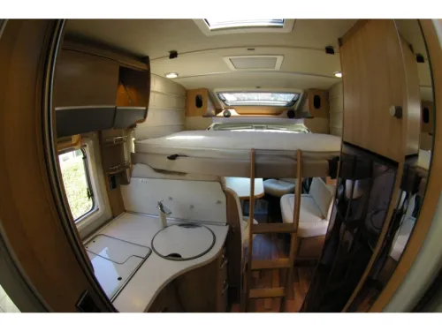 Hymer T 698 CL Queensbed, Hubdach, Garage Foto: 11
