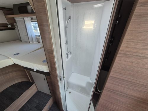Knaus L!ve I 650 MEG 180 CV asientos con suspensi&oacute;n neum&aacute;tica foto: 11