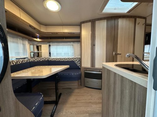 Hobby De Luxe 495 UL Foto: 3
