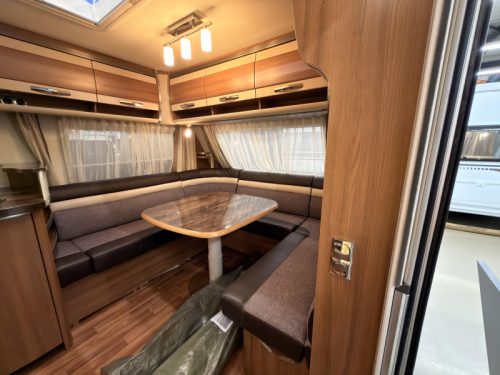 Knaus Sudwind Exclusive 580 UF mover+awning+cabin airco  photo: 4