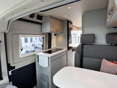 Hymer Free 600 - 4 person - photo: 6