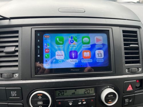 Volkswagen California T5 2.5tdi 4 Motion Pop-top roof Cruise Control Climate Control Bearlock CarPlay photo: 12