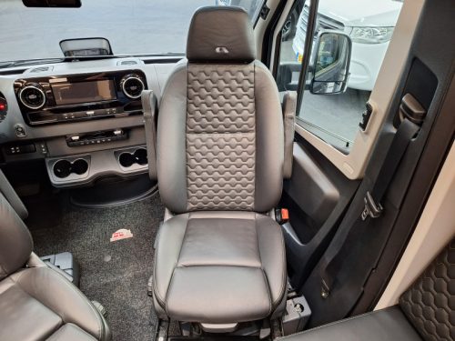 Adria Coral Supreme MB 670 SL Level airco alde  foto: 9