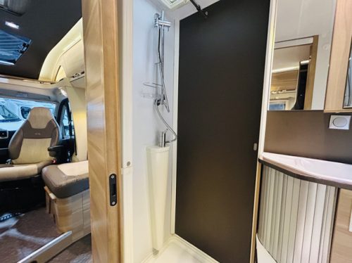 Adria CORAL S 600SL CORAL S600 SL Axess AUTOMAAT Foto: 19
