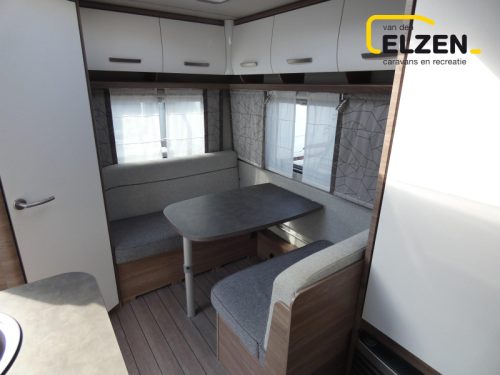 Knaus Sport Silver Selection 400 QD Mover, awning, bike rack. photo: 6