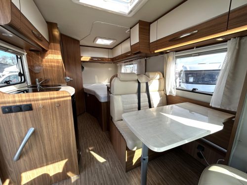 Carado T 135 French bed/2017/Euro6/Air conditioning photo: 7