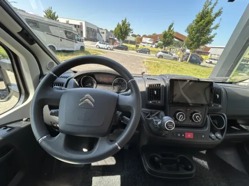 Sunlight T 68 Adventure Edition + Pop-top roof & Air conditioning photo: 11