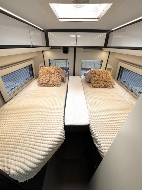 Adria Twin 640 SLB Supreme EINZELBETTEN EURO6 MAXI CHASSIS Foto: 2