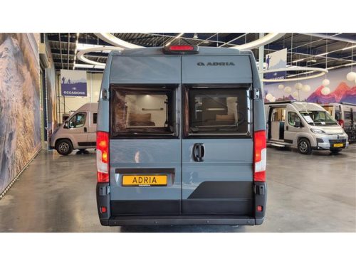 Adria Twin Supreme 640 SLB photo: 9