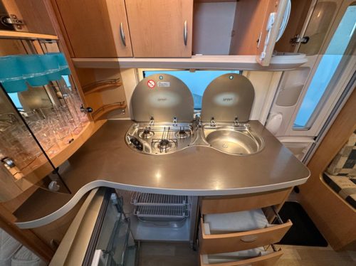 Hobby De Luxe Easy 495 UL photo: 7