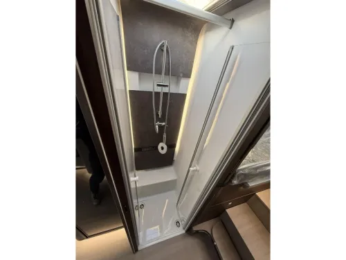 Adria Matrix Supreme 670 DL Automatic - 180HP - 44H photo: 20