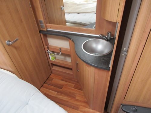 Eriba Sporting Jive 465 MOVER MARKISENZELT Foto: 10