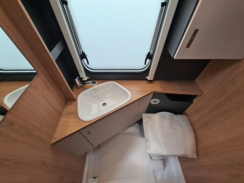 Knaus Sport 420 QD photo: 13