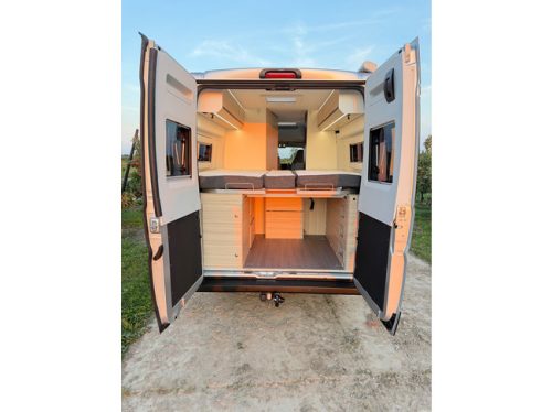Adria Twin 640 Automaat Anh&auml;ngerkupplung / Markise / 2 Batterien / Kamera Foto: 4