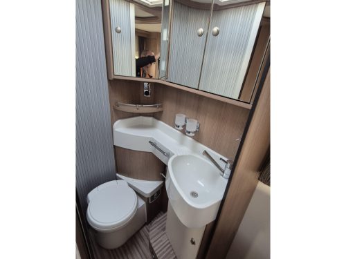 Malibu Compact AUTOMATIC 130HP 1st owner NW photo: 16