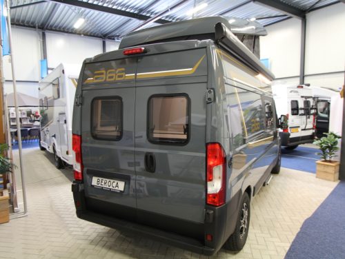 B&uuml;rstner B66 C 600 TentTop photo: 2