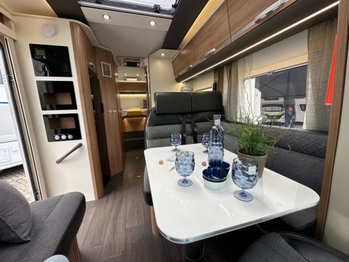 ADRIA CORAL 670 SL AXESS photo: 8