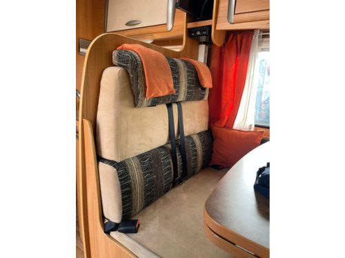 Chausson Flash 08 | Fiat Ducato 130 MultiJet | Awning | Camera | Bike rack | Air conditioning (engine compartment) | Carplay | TV | Pilot seats photo: 22