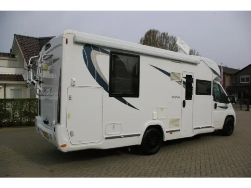 Chausson Welcome 738 XLB Queensbed, Drop-down bed, Garage photo: 1