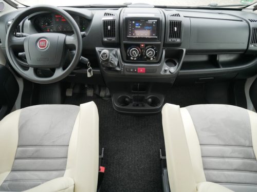 Bavaria V600G, 6 Meter Van conversion, Transverse bed!! photo: 3