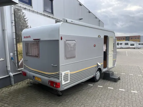 Dethleffs Camper Lifestyle 450 DB ALDE-Toldo-MUY CUIDADO foto: 2