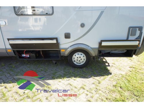 Hymer B 584 Solar panel/Roof air conditioning photo: 15