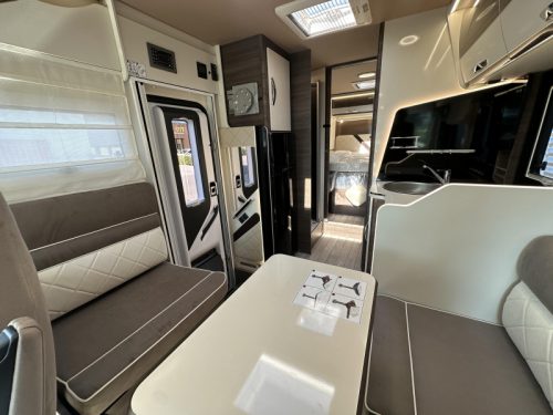 McLouis Nevis 881 NIEUW Queensbed 140pk  foto: 6