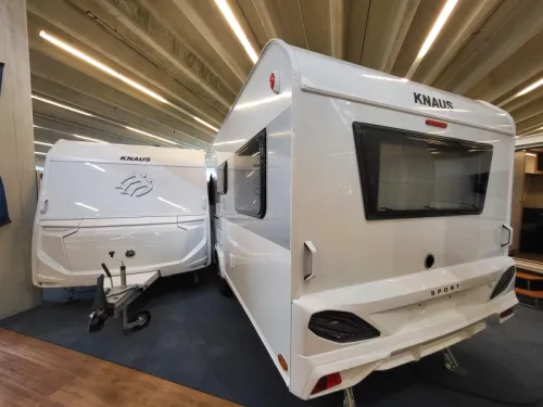 Knaus Sport 450 FU from factory beautifully complete photo: 4