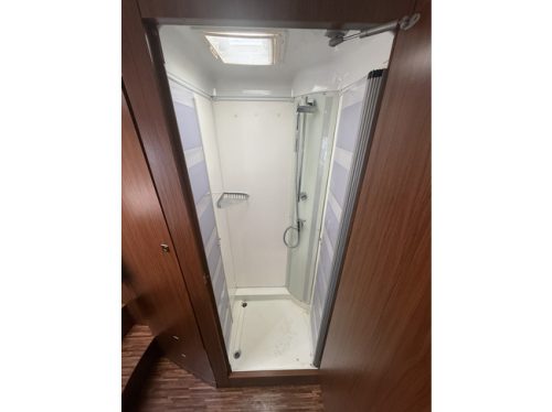 Hymer S 790 150 hp very luxurious version French bed + pull-down bed xxl fridge oven awning leather air conditioning camera tv electric dish tv large garage photo: 19