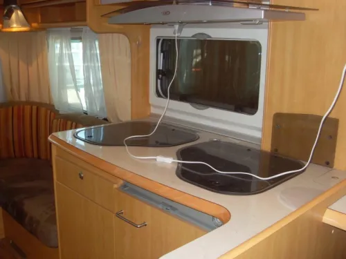 LMC Munsterland 490 As good as new with awning photo: 10