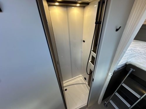 B&uuml;rstner Lyseo TD 690 G B66 EDITION Foto: 16