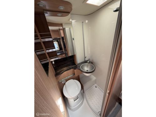 Knaus 700 MEG single beds + pull-down bed! photo: 14
