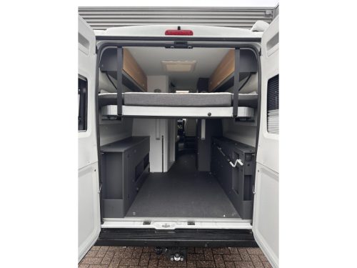 Adria Twin 640 SGX 140PS Automatik Anh&auml;ngerkupplung Foto: 4