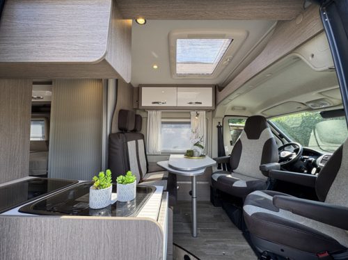 P&ouml;ssl Roadcruiser 640 D-Line 160 hp AUTOMATIC 9-Speed Euro6 Fiat Ducato Maxi **Single beds/4 seats/XXL Fridge/1st owner/Full photo: 1