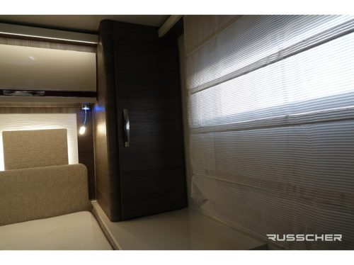 McLouis Nevis 150Pk | French bed | Roof air conditioning | Air suspension | Solar panel photo: 18