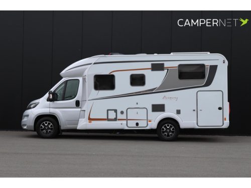 B&uuml;rstner Lyseo Harmony Line 140cv Autom&aacute;tico | &iexcl;Suelo plano! | Camas individuales | Horno | Suspensi&oacute;n neum&aacute;tica | Toldo | Garaje grande | Panel solar | Co foto: 2