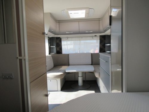 Dethleffs Generation 465 FR UNIEK MODEL, VASTE LUIFEL Foto: 3