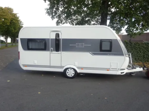 Hobby De Luxe 460 UFE photo : 4