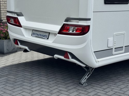 Hobby De Luxe 545 KMF with BUNK BED AND GARAGE **6 Berths/Truma Mover/1st owner/Truma/Alloy wheels/Very neat caravan** photo: 17
