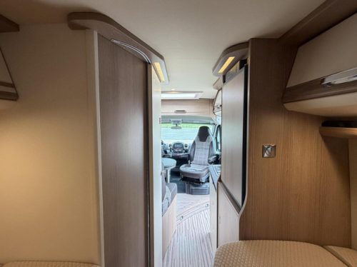 Carthago Malibu 640 LE 9T Automatic Single Beds 2X Airco Swing Bike Rack photo: 22