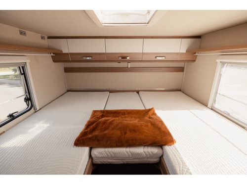 Carado T447 with drop-down bed photo: 18