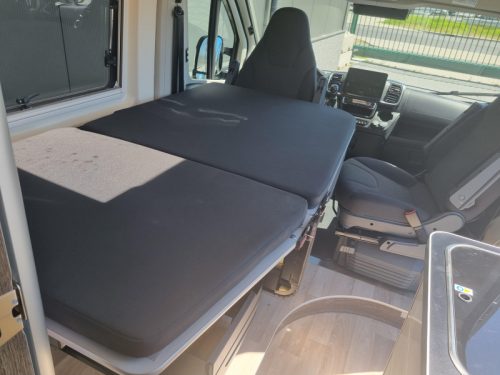 Westfalia Columbus 640 Full option 4 person photo: 9