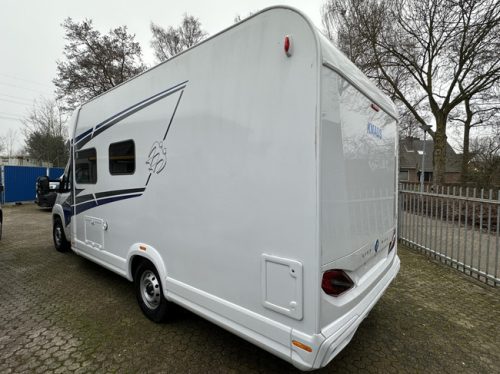 Knaus L!ve Wave 650 MF 180HP-AUTOMATIC-694CM photo: 6