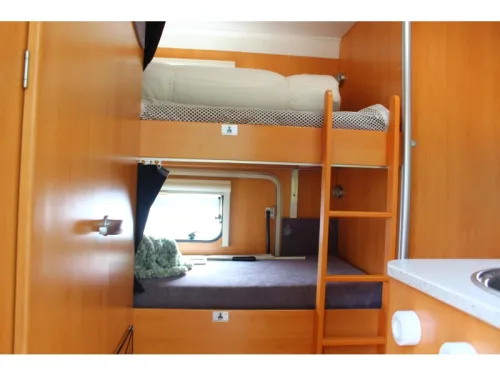 Hymer Camp 682 CL 7 Personen mit Solar und Klimaanlage Foto: 1
