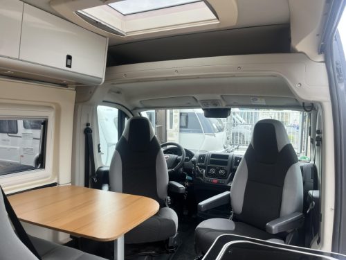 Westfalia Columbus 600 D - Winter package photo: 2