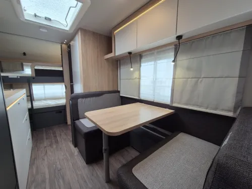 Knaus Sport Platinum 500 QDK Bunk bed and garage door photo: 6