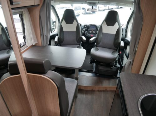 Sunlight V66, Single Beds, 9-Speed Automatic, XL Garage!! photo: 7