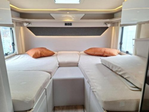 Hymer Tramp S 585 TECHO ELEVABLE + CAMAS INDIVIDUALES foto: 13